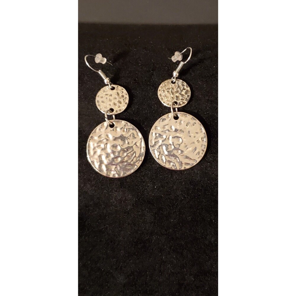 Brand new rounds hammered disc drop earrings